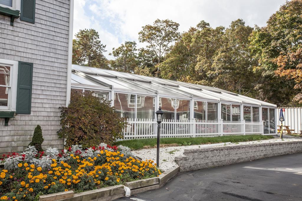 Cape Winds Resort Hyannis Extérieur photo