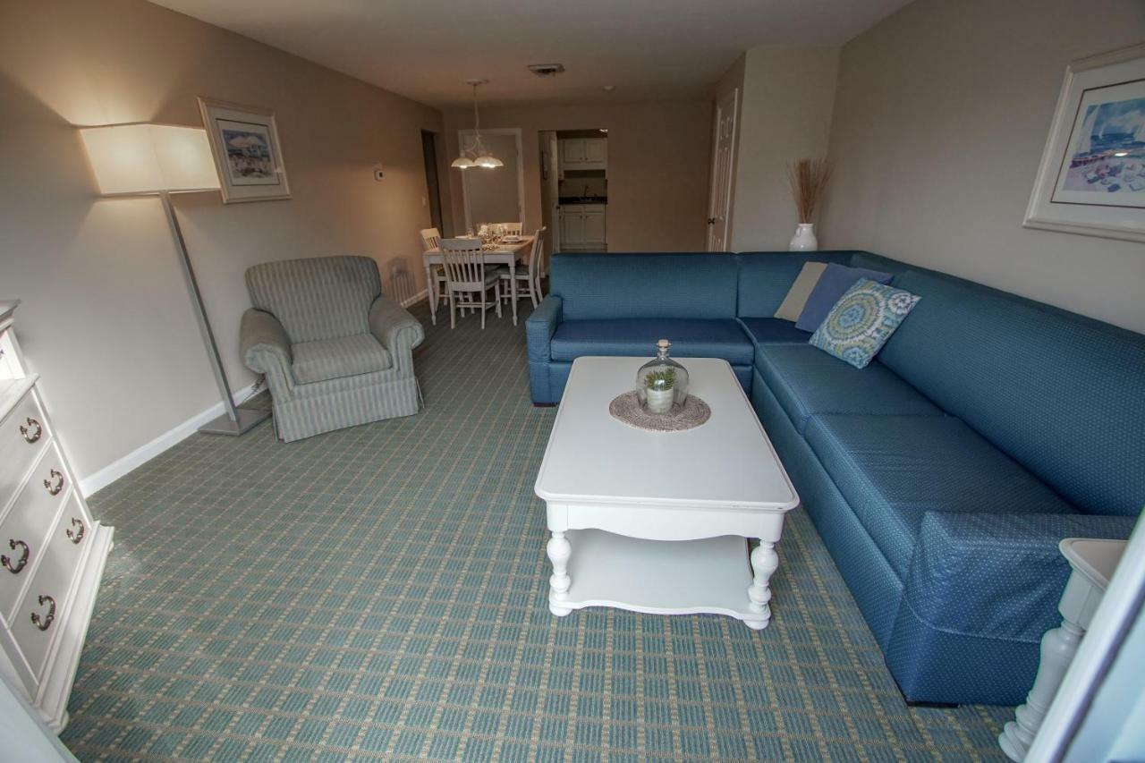 Cape Winds Resort Hyannis Extérieur photo